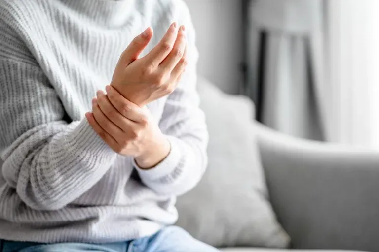 Neuropathy & Nerve Pain in Morganville, NJ